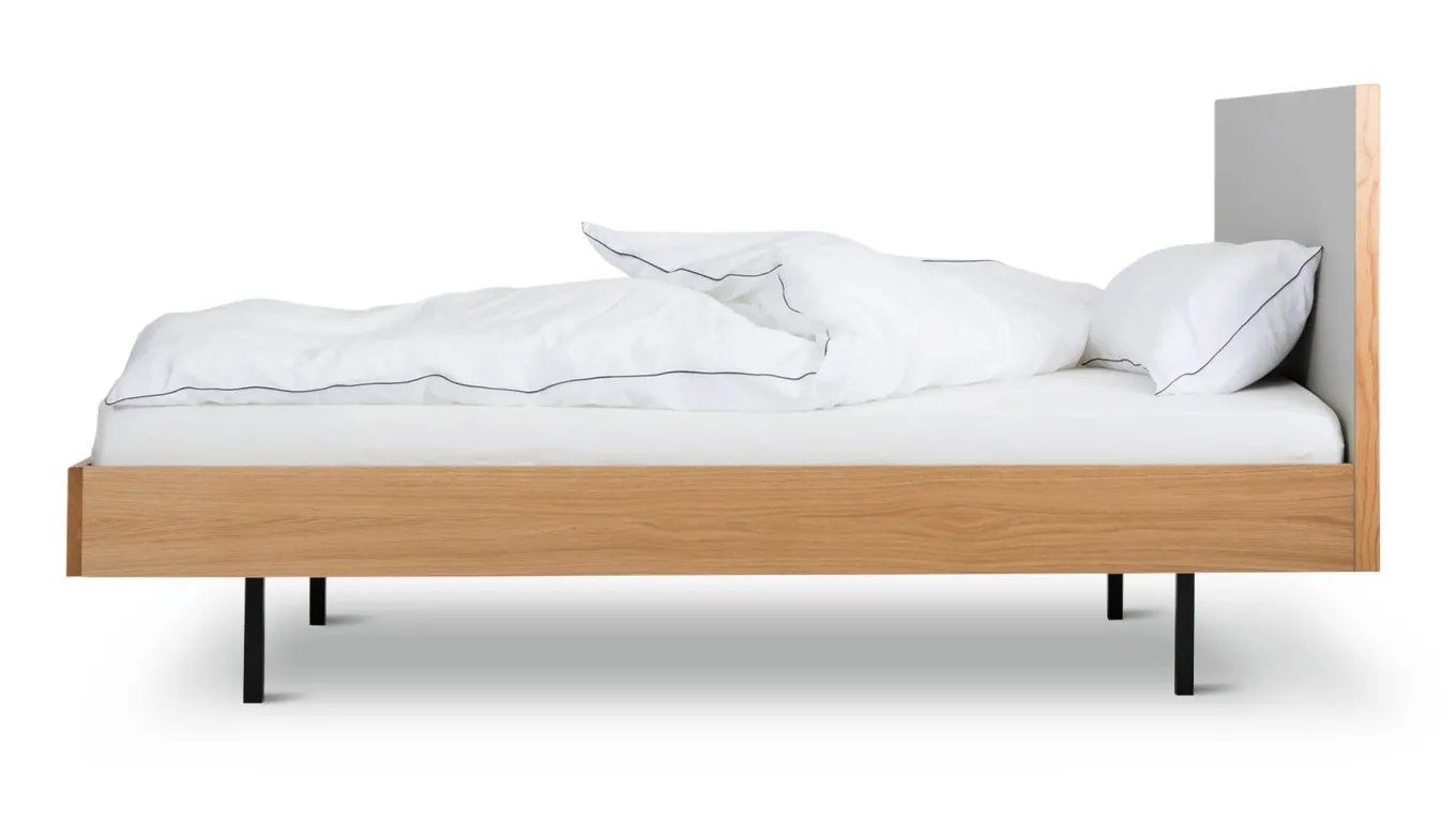 Bett Unidorm Grau