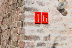 Hausnummer Spiekermann Industrial